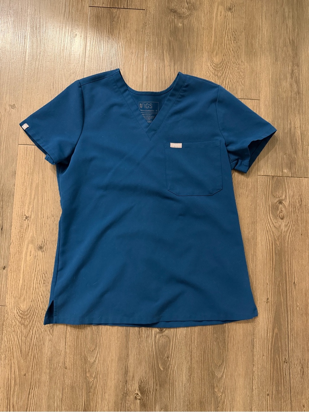 Figs Catarina scrub top